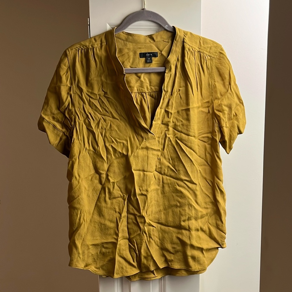 Mustard shortsleeved blouse